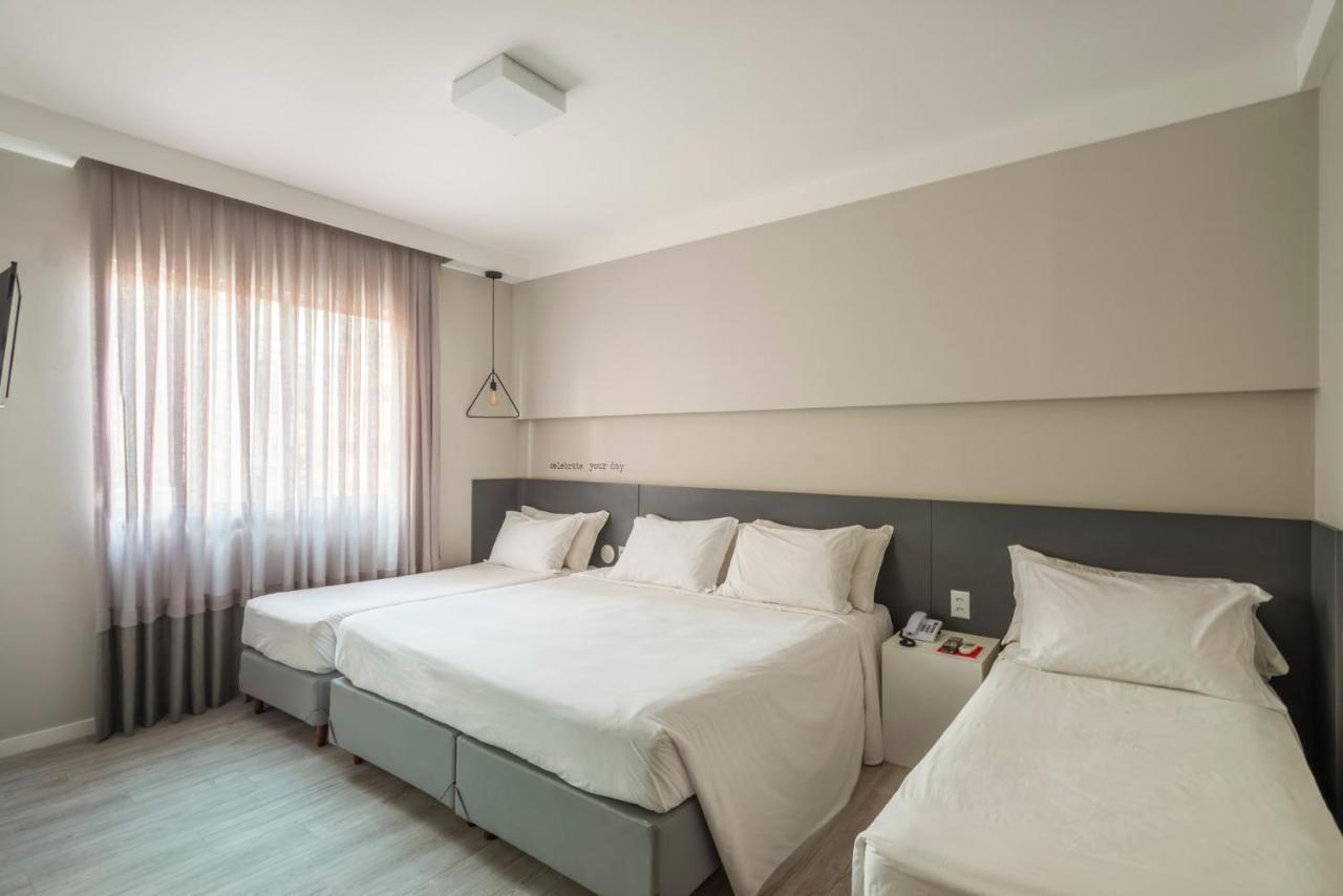 Hotel Melo บัลเนอาริโอ กังโบริว ภายนอก รูปภาพ
