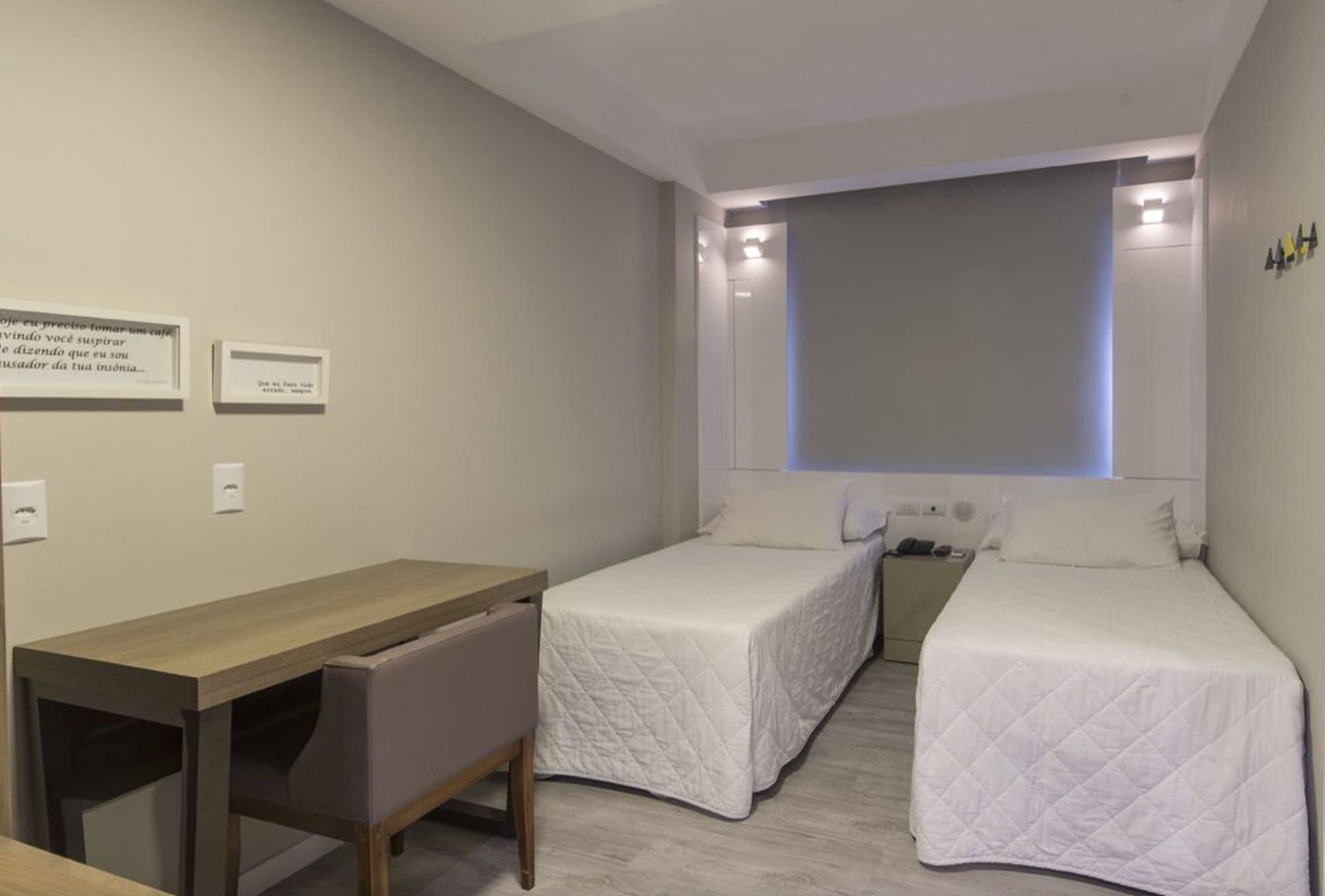 Hotel Melo บัลเนอาริโอ กังโบริว ภายนอก รูปภาพ
