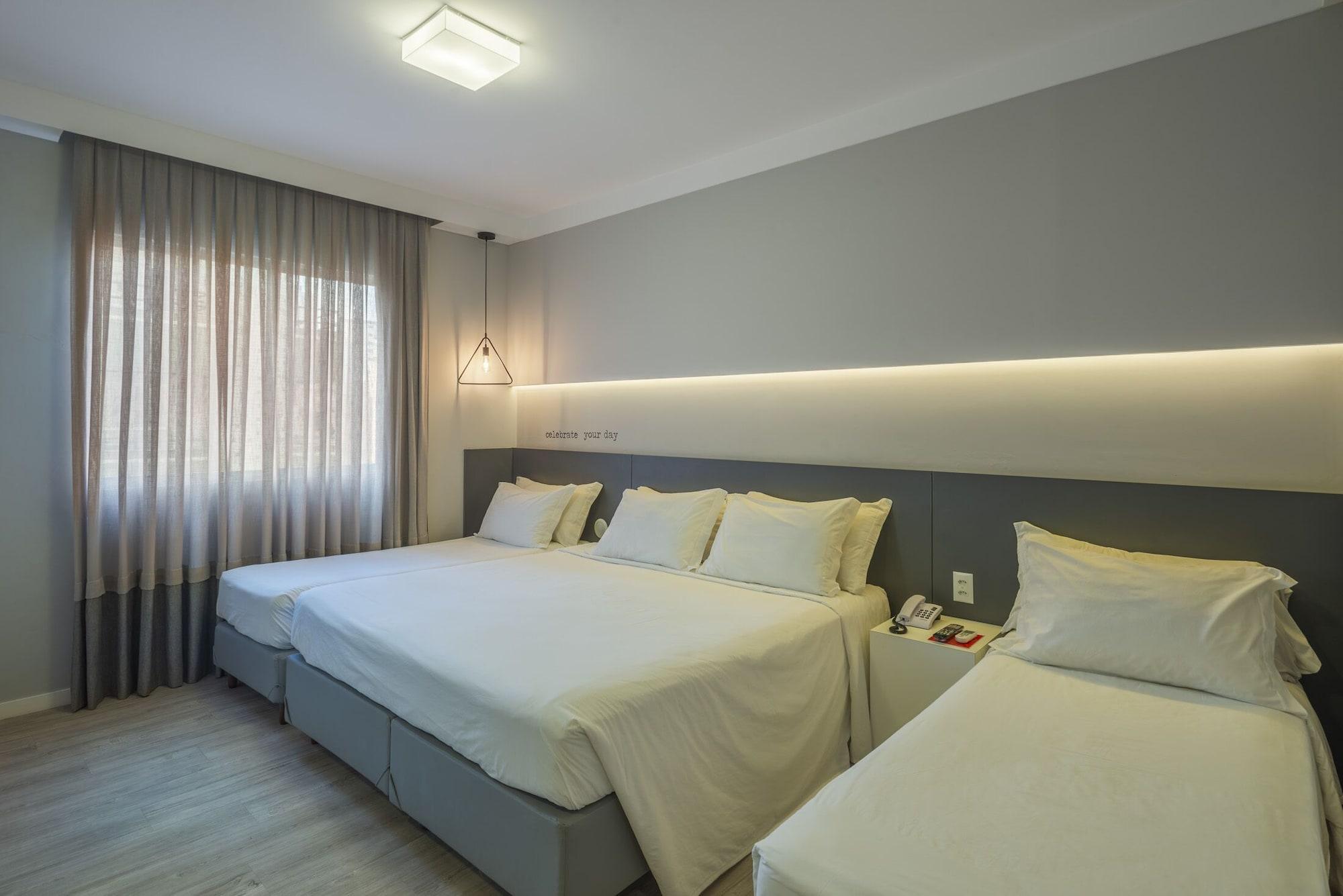 Hotel Melo บัลเนอาริโอ กังโบริว ภายนอก รูปภาพ