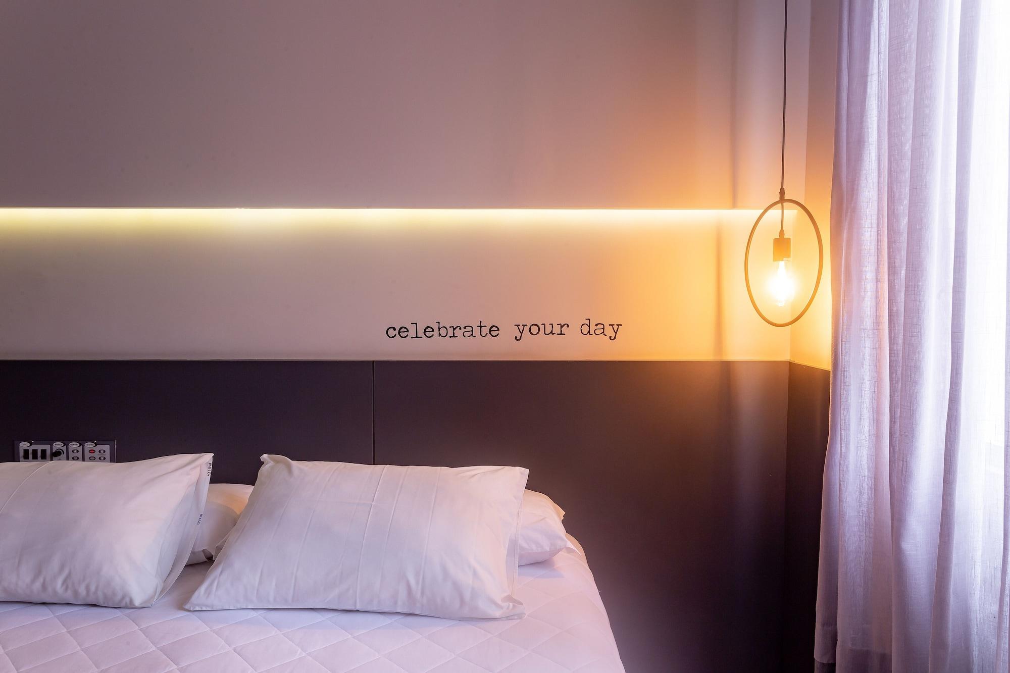 Hotel Melo บัลเนอาริโอ กังโบริว ภายนอก รูปภาพ