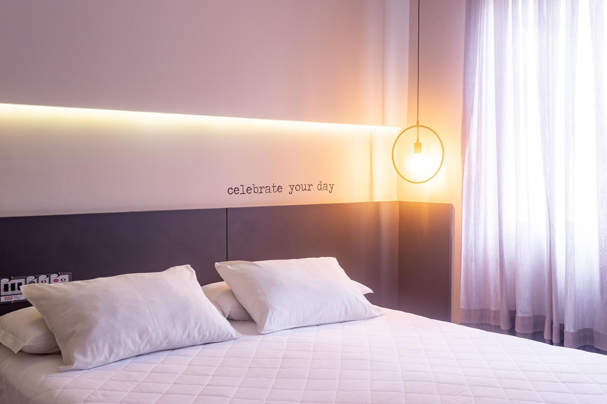 Hotel Melo บัลเนอาริโอ กังโบริว ภายนอก รูปภาพ