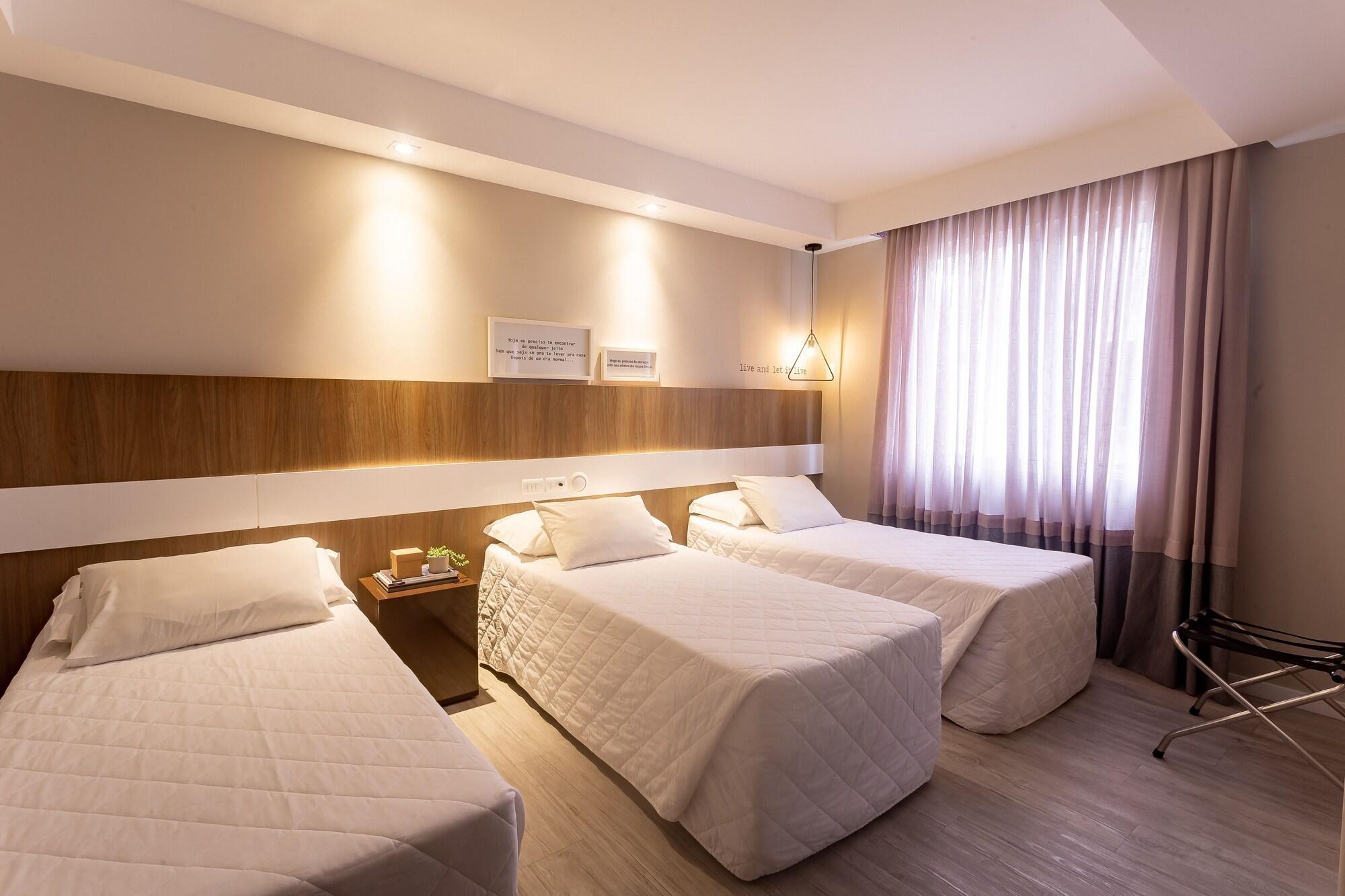 Hotel Melo บัลเนอาริโอ กังโบริว ภายนอก รูปภาพ