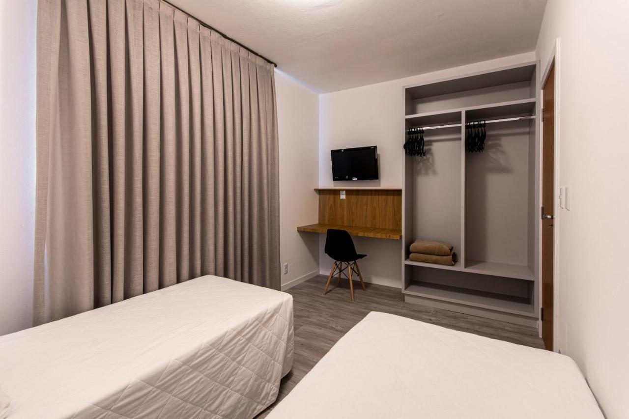 Hotel Melo บัลเนอาริโอ กังโบริว ภายนอก รูปภาพ