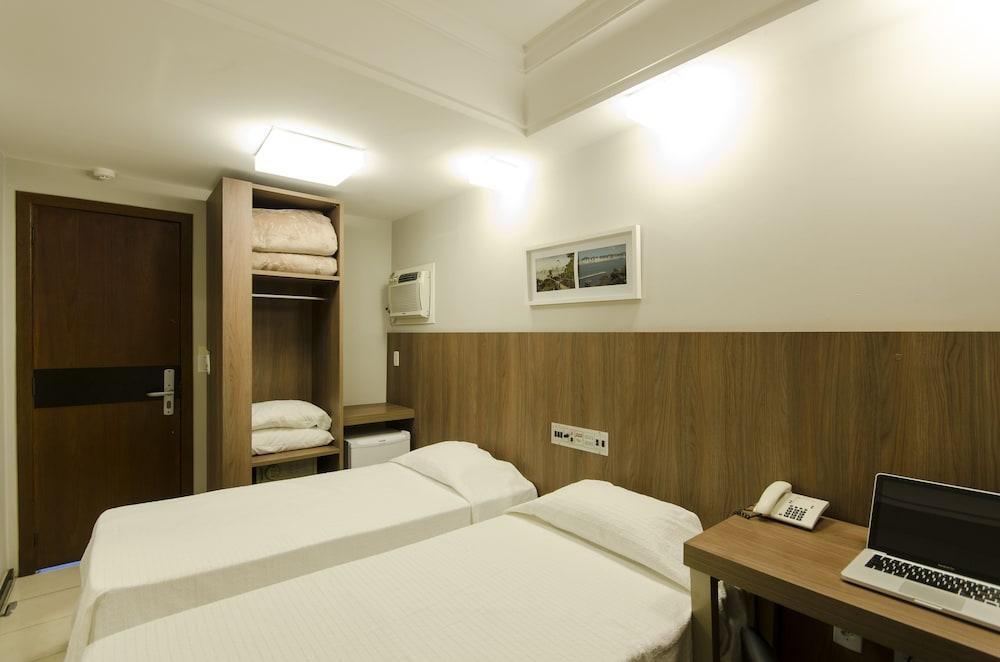 Hotel Melo บัลเนอาริโอ กังโบริว ภายนอก รูปภาพ
